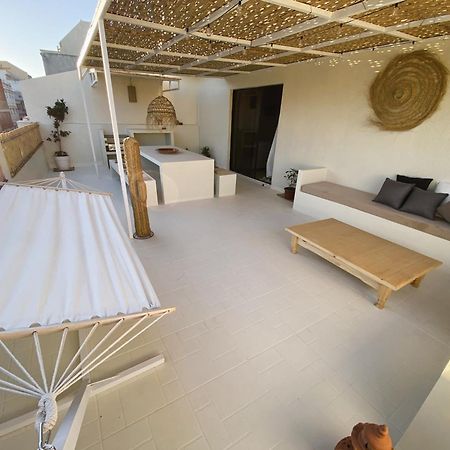 Magnificent Apartment With Private Rooftop Terrace Танжер Екстериор снимка